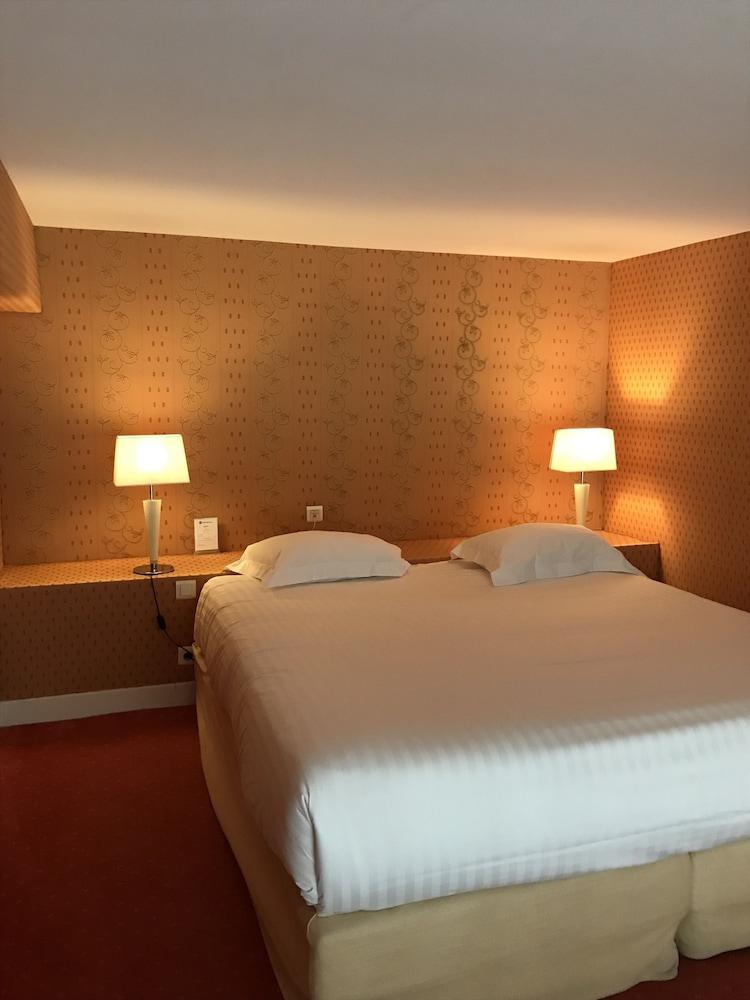 Best Western Le Renoir Sarlat Exterior foto